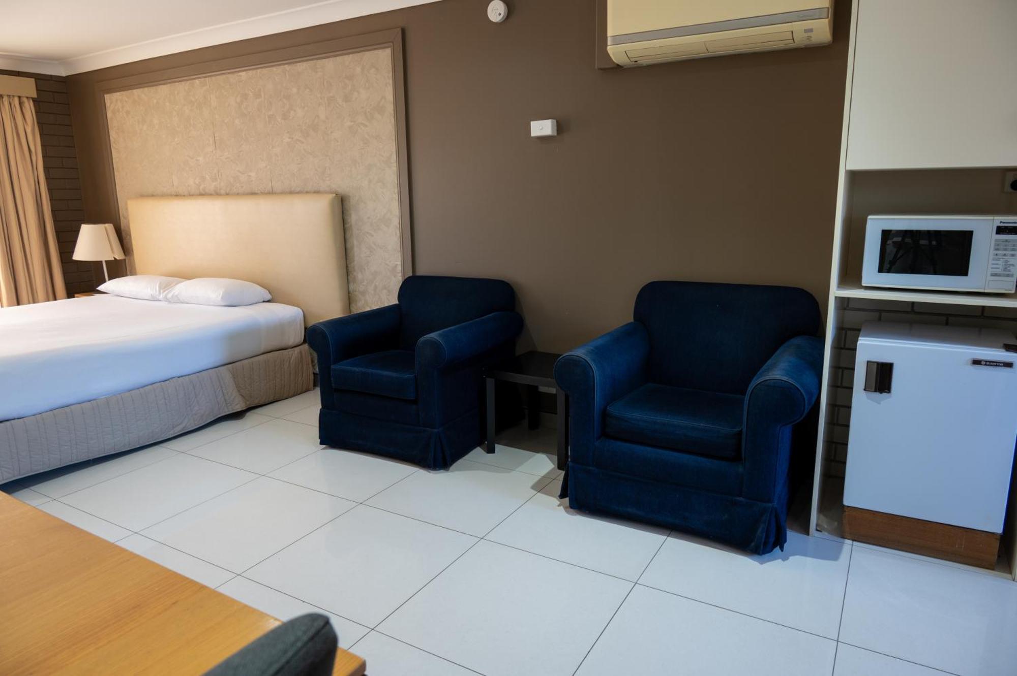 Tumut Valley Motel Pet Friendly Kültér fotó