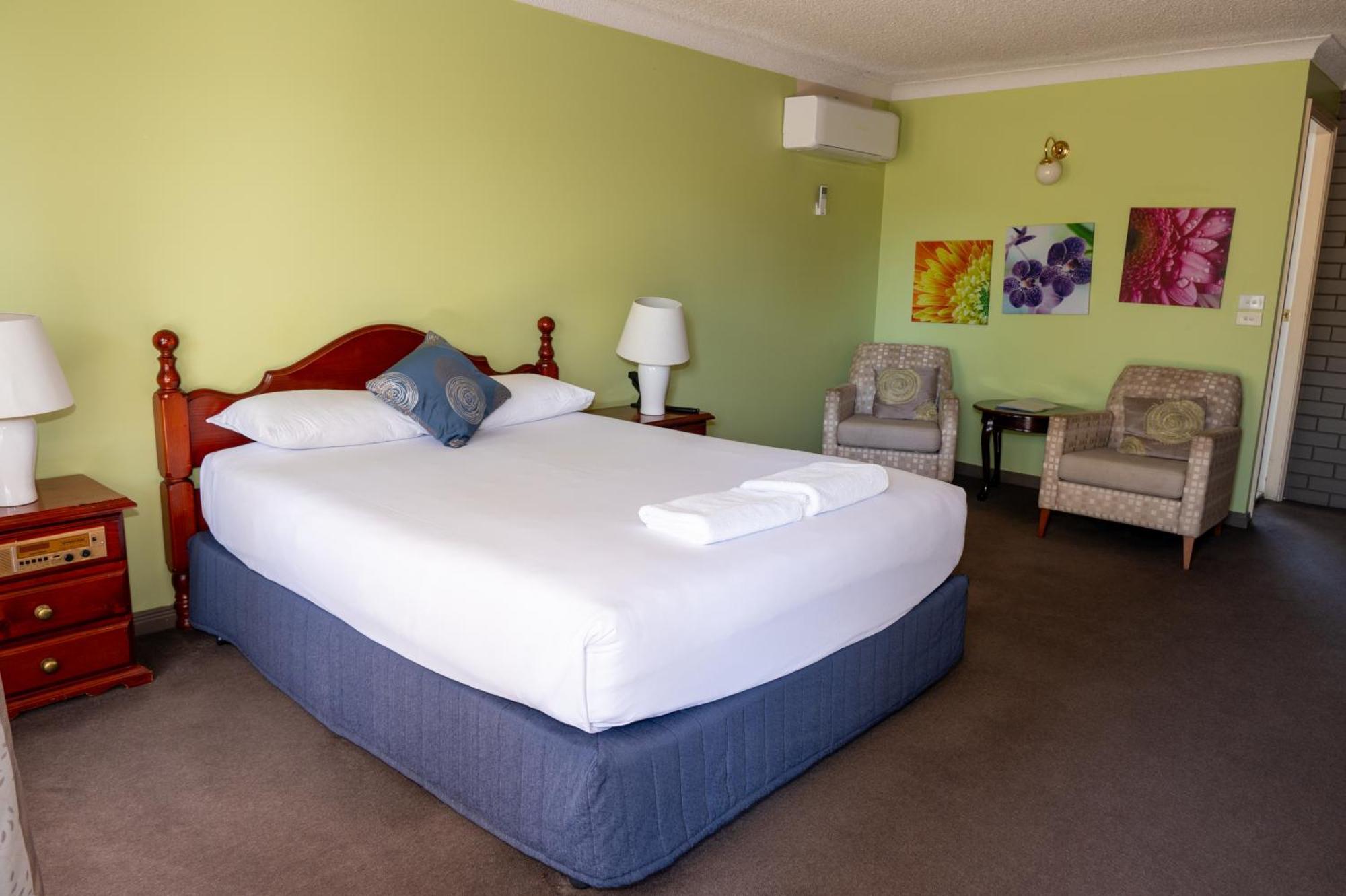Tumut Valley Motel Pet Friendly Kültér fotó