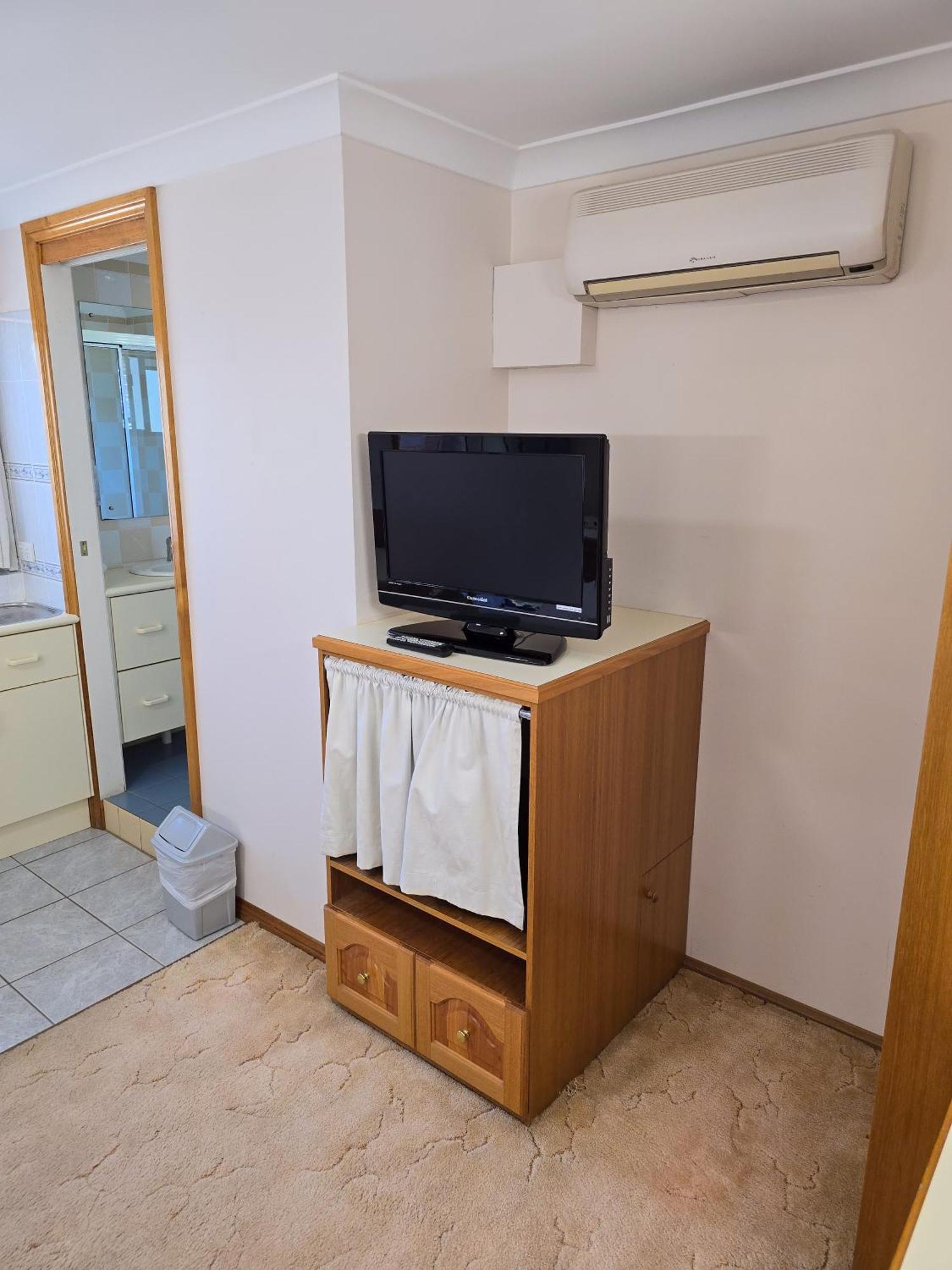 Tumut Valley Motel Pet Friendly Kültér fotó