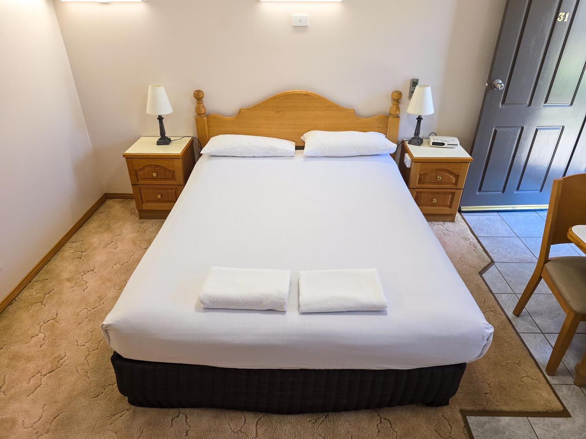 Tumut Valley Motel Pet Friendly Kültér fotó