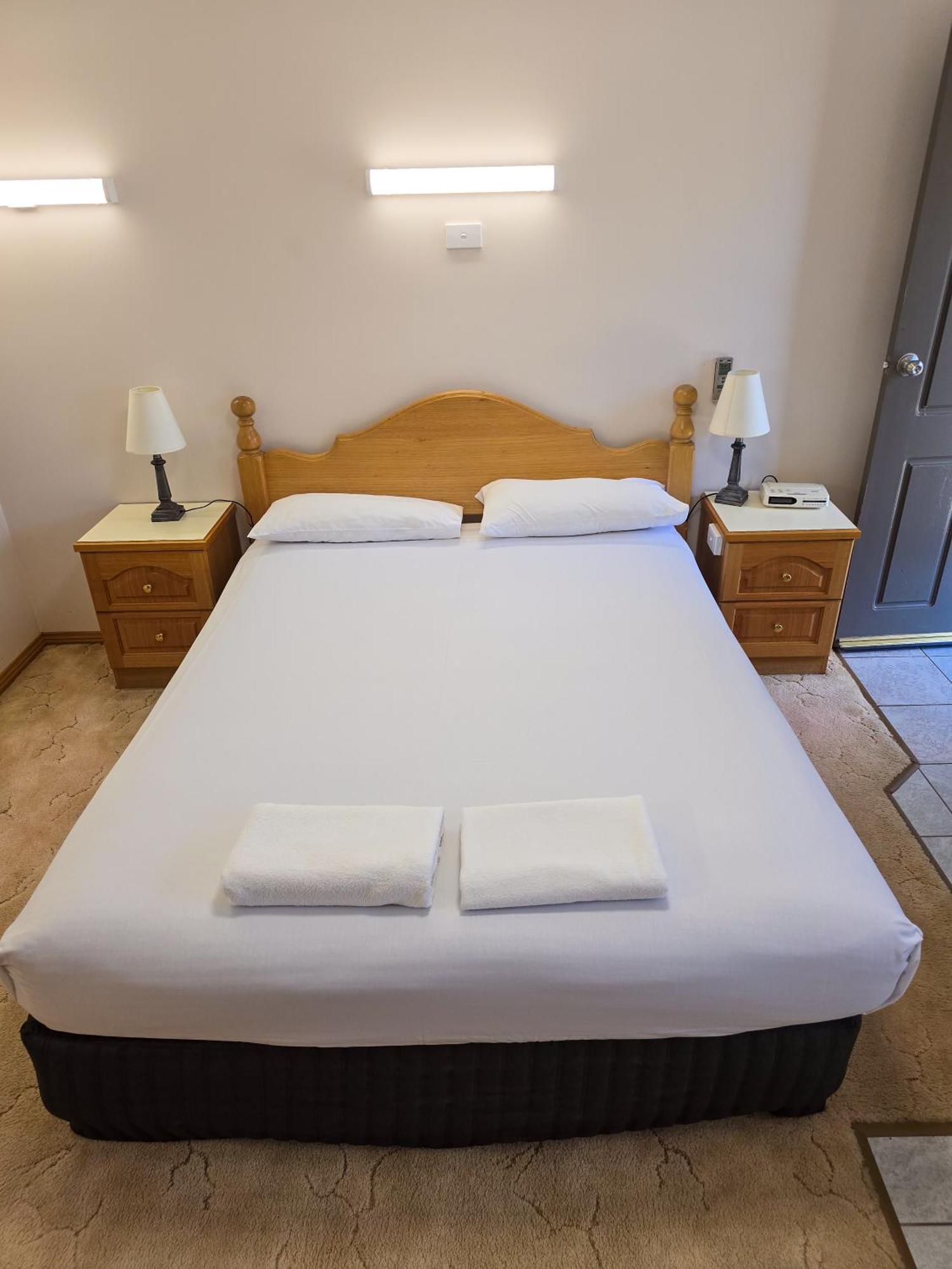 Tumut Valley Motel Pet Friendly Kültér fotó