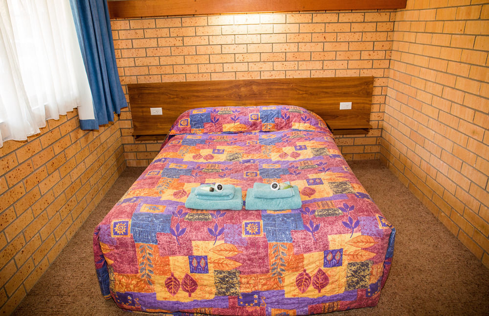 Tumut Valley Motel Pet Friendly Kültér fotó